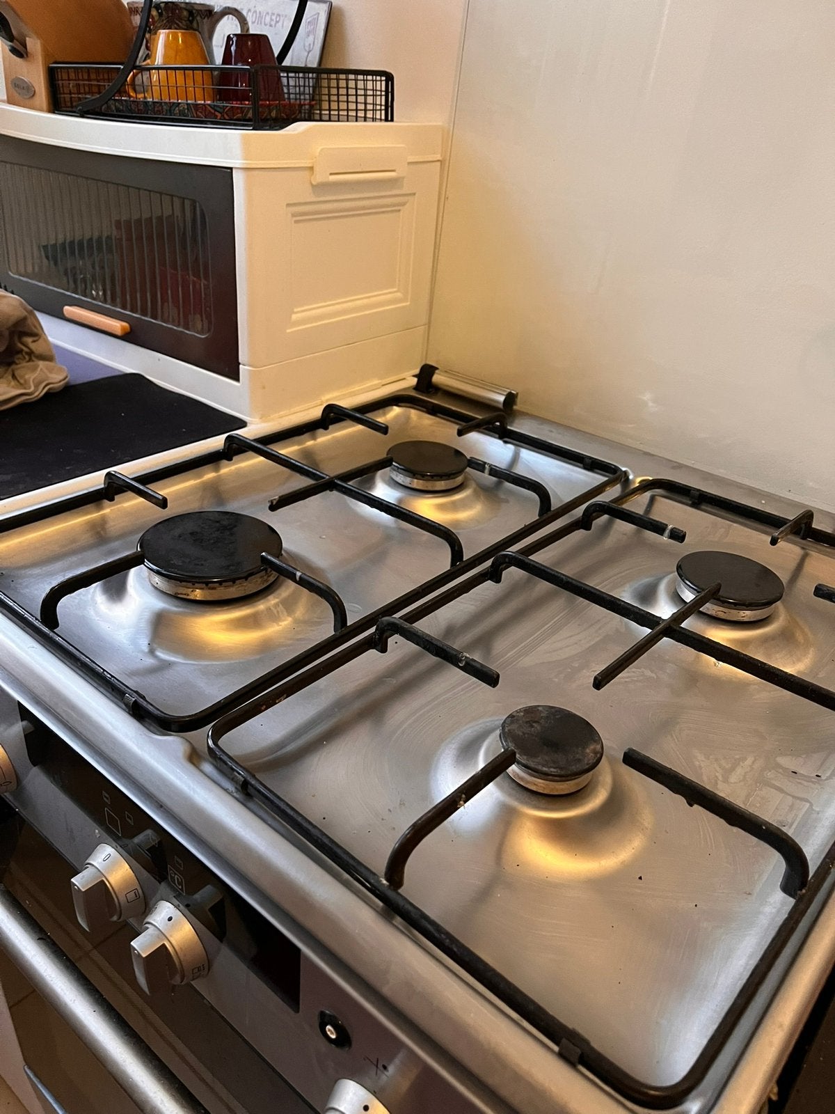 Cuisinière à gaz avec four à gaz 65 EUR, Electroménager, Enlèvement, Comme neuf