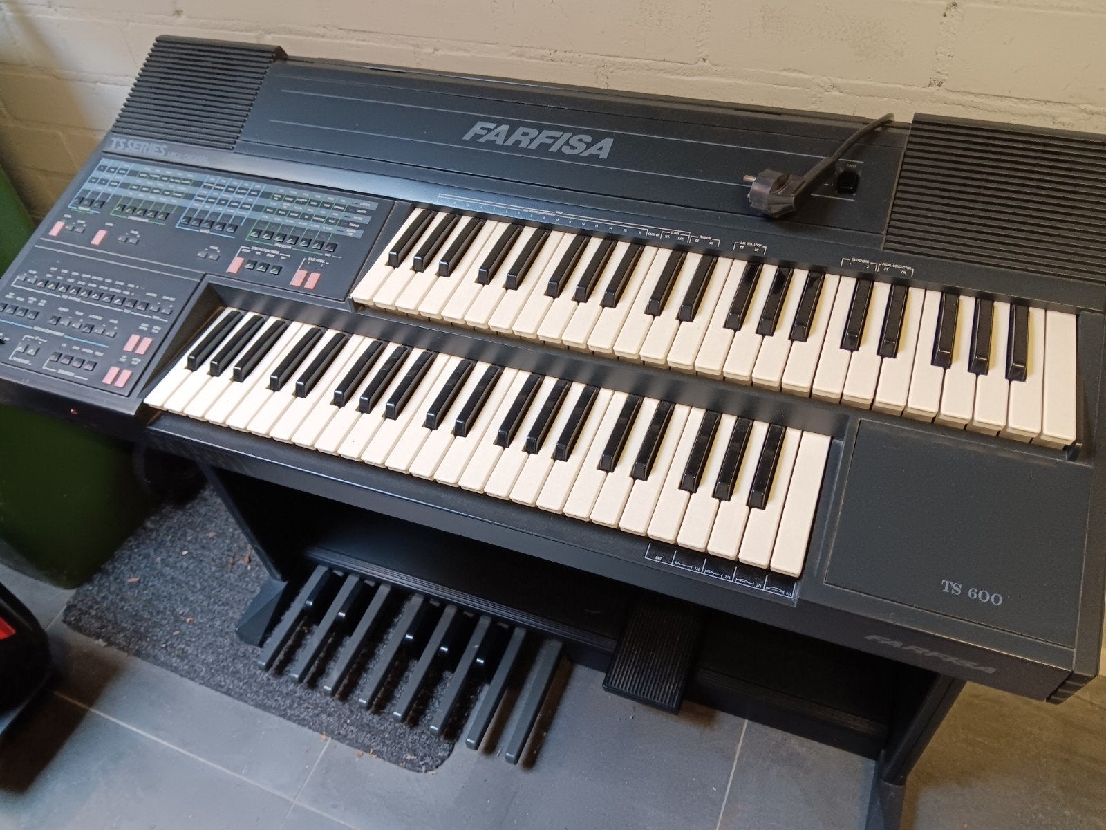 Orgue électronique Farfisa TS-600, Musique & Instruments, Orgues, Orgue, Enlèvement