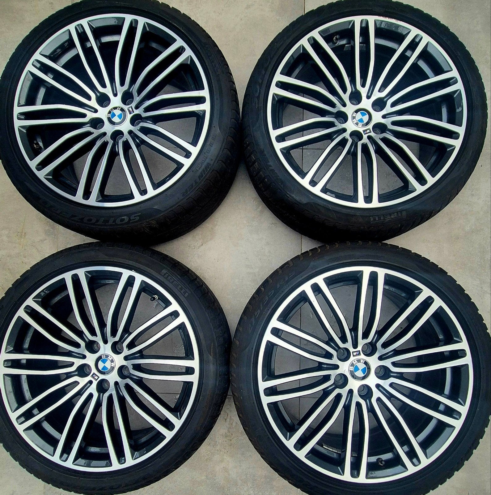 Jantes M de 19 pouces de large d'origine BMW avec pneus, Autos : Pièces & Accessoires, Enlèvement, 19 pouces, Pneus hiver, Pneus et Jantes