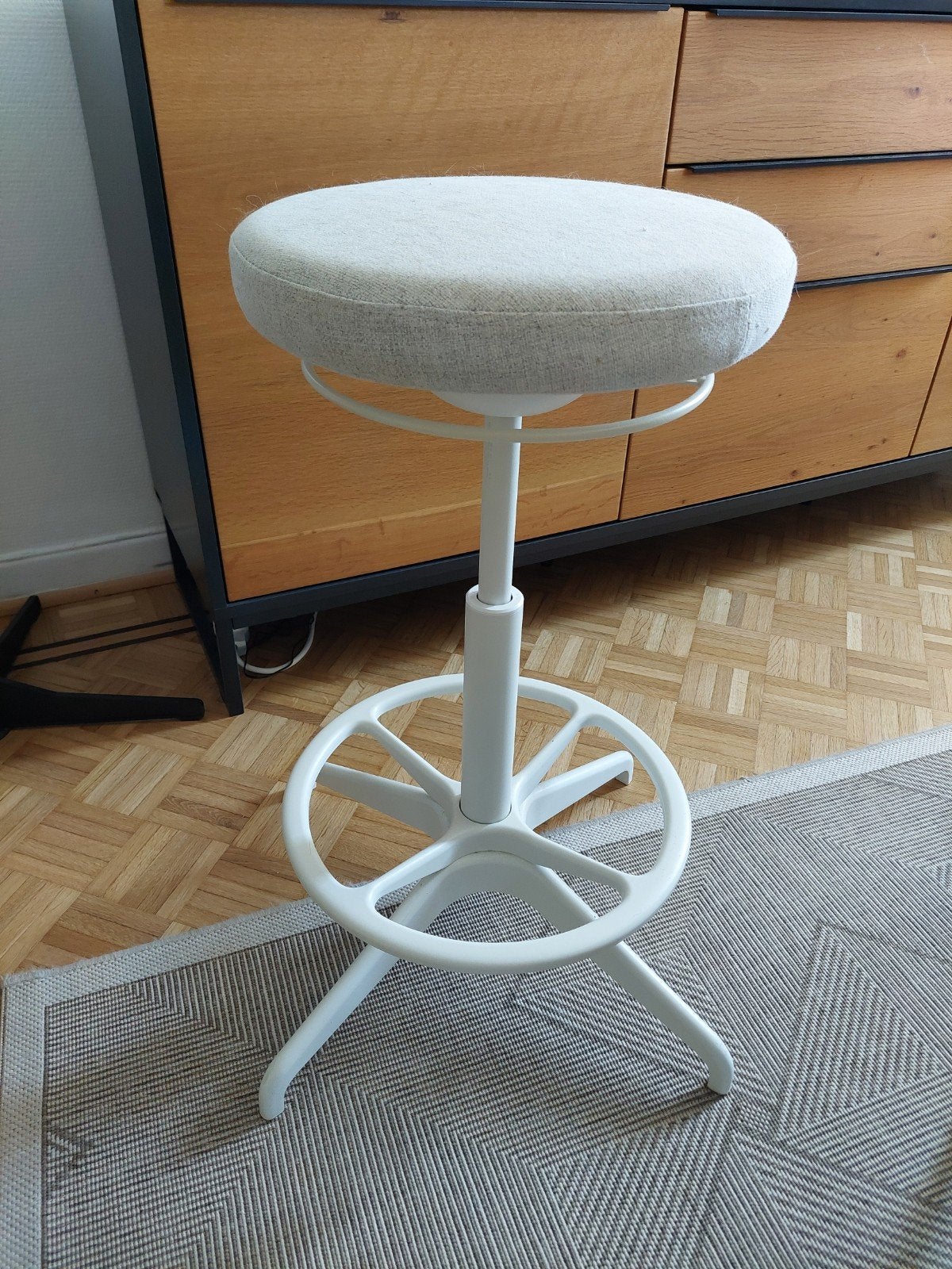 Tabouret assis/debout Ikea Lidkullen, Maison & Meubles, Tabourets, Enlèvement