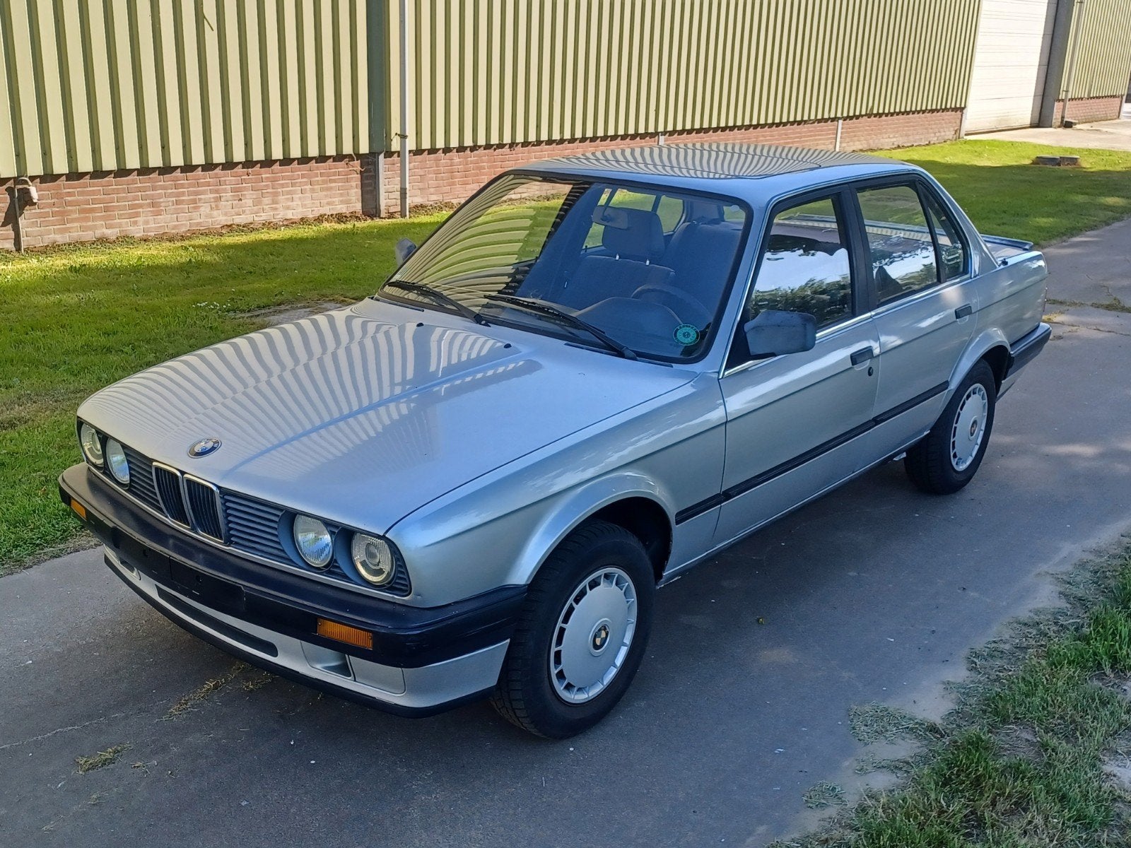 BMW e30 318i 4-deur Sterlingsilber, Argent ou Gris, Achat, 4 portes, Entreprise