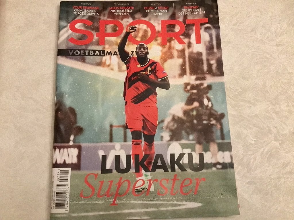 magazine de football sportif 2021 des Red Devils Lukaku, Enlèvement ou Envoi
