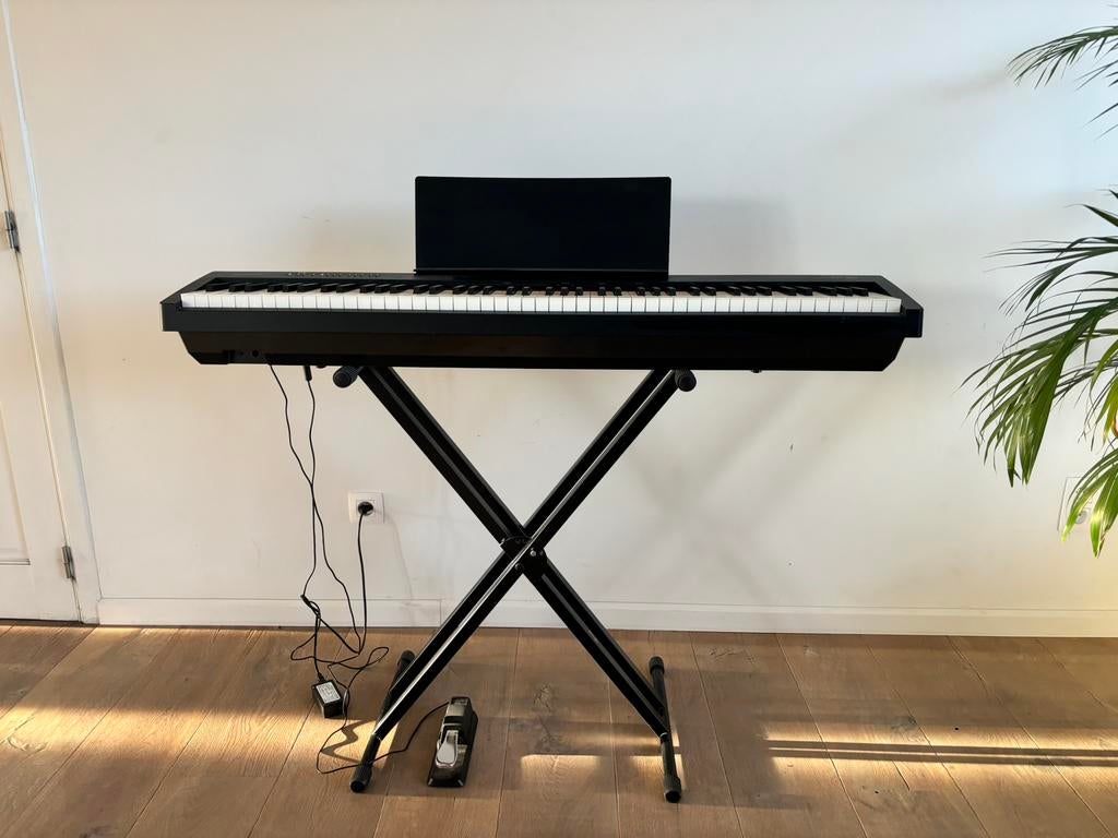 Piano numérique Roland FP-30, Musique & Instruments, Pianos, Enlèvement, Piano