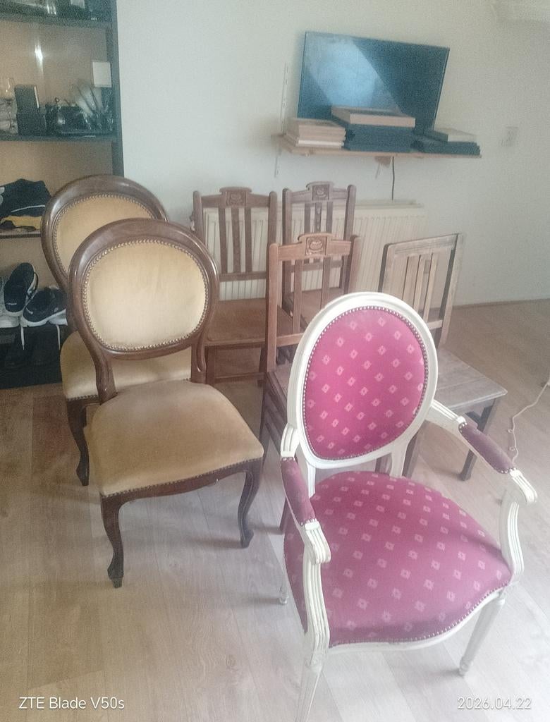 7 stoelen.          Maastricht, Ophalen