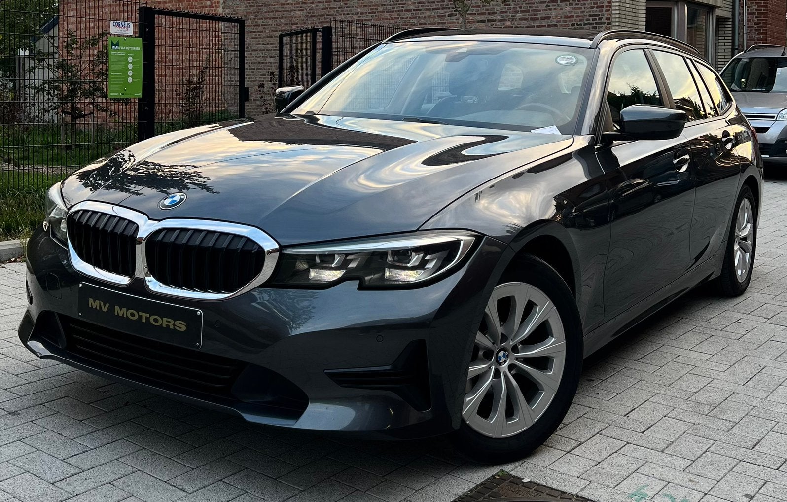 BMW 318d Touring (G21) 2.0d 136pk/eerste eigenaar!, Automaat, Dealer onderhouden, Leder, 5 deurs