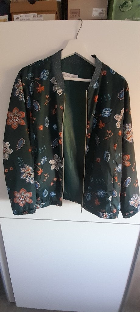 jasje, Kleding | Dames, Jasjes, Kostuums en Pakken, Meerkleurig, Maat 42/44 (L), Zo goed als nieuw, Jasje
