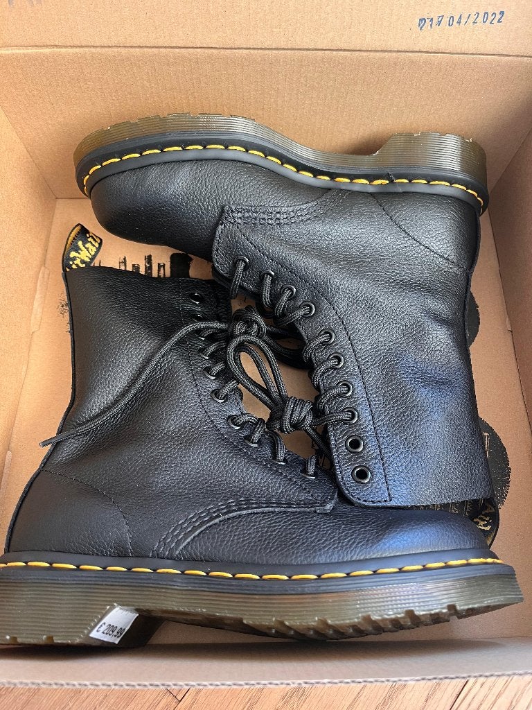 Dr Martens Schoenen (vrouw), Vêtements | Femmes, Chaussures, Neuf, Dr. Martens, Enlèvement, Boots et Botinnes