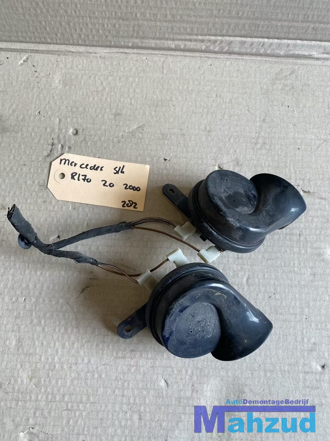 MERCEDES SLK R170 Claxon toeter 0045425420, Gebruikt, Mercedes-Benz AG, Mercedes-Benz, Mercedesstrasse 120
70372  Stuttgart, DE