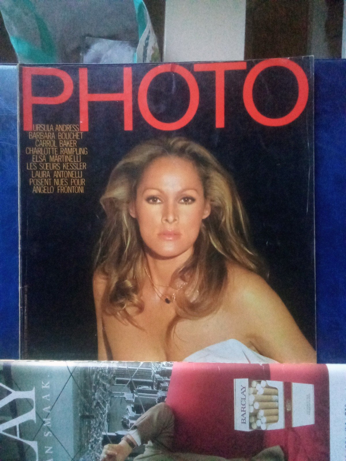 Magazine Photo (1975) & Ursula Andres, Ophalen of Verzenden