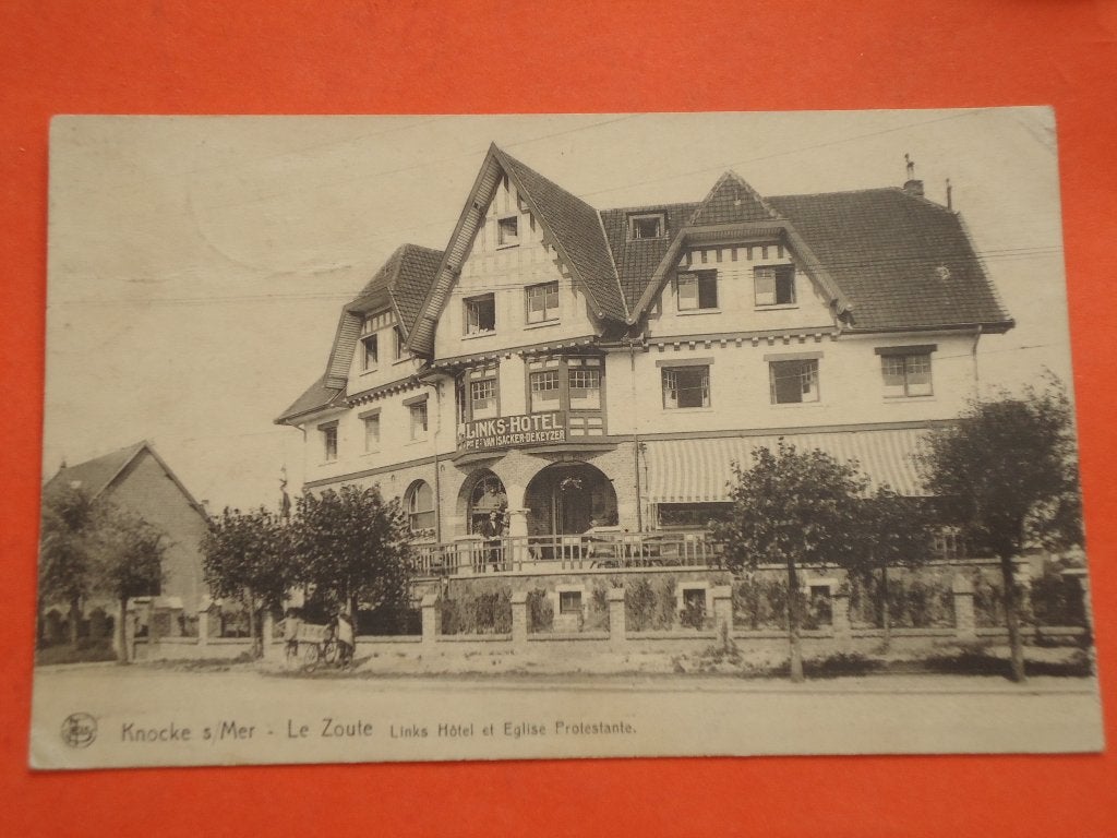Knokke - Heist - Zoute Links hotel et Eglise Protestante, Enlèvement ou Envoi, 1920 à 1940, Affranchie, Flandre Occidentale