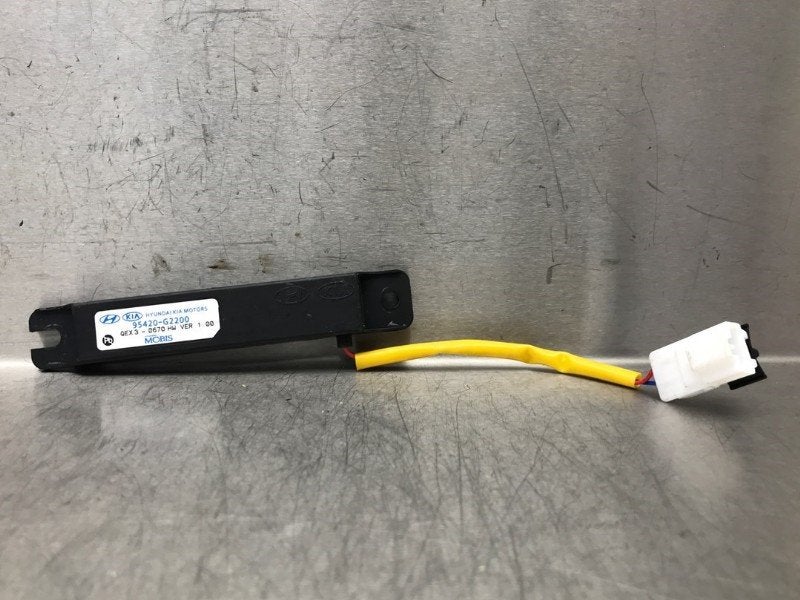 KEYLESS ACCESS ANTENNE Kia Niro I (DE) (|95420G2200|), Info@kia.de, Theodor-Heuss-Allee 11
60486  Frankfurt am Main, DE, Kia Deutschland GmbH