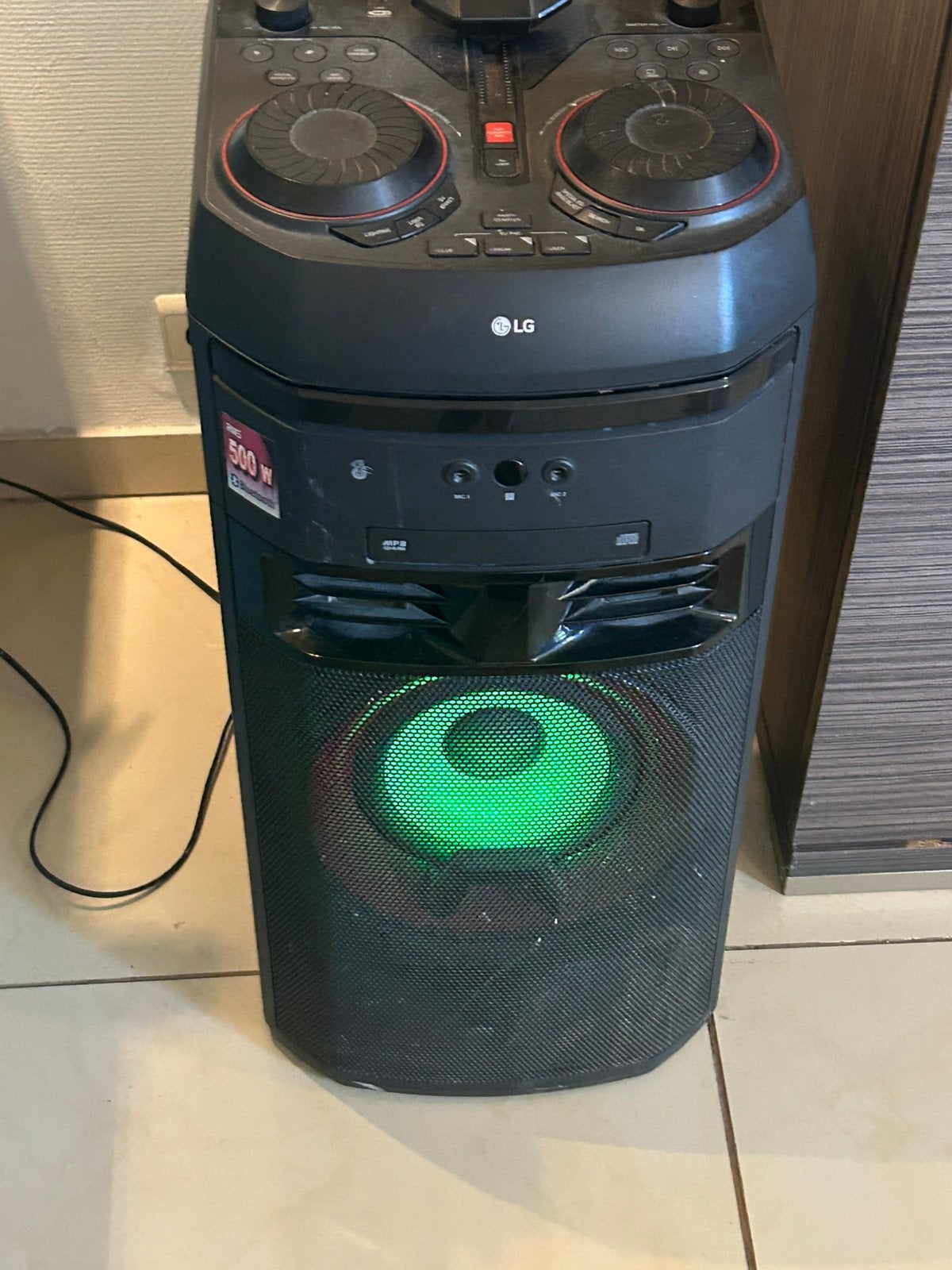 Box lg, Audio, Tv en Foto, Karaoke-apparatuur, Ophalen, Zo goed als nieuw