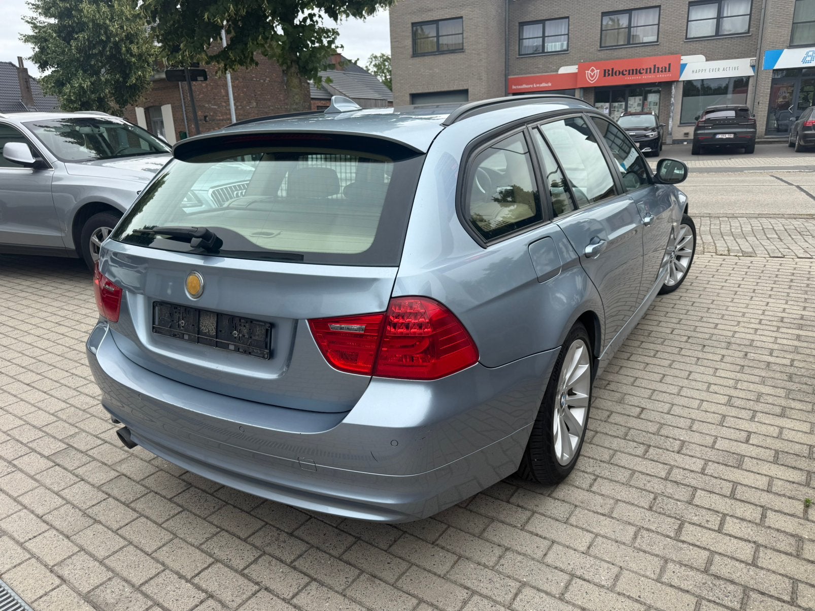 BMW 320I. Benzine Euro5. 120/164pk, Autos, BMW, Cuir, Euro 5, Achat, Beige