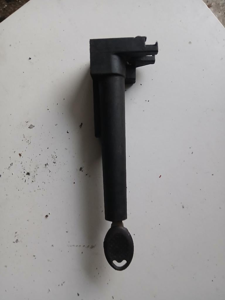 Zadelslot aprillia sr50, Ophalen, Gebruikt, Frame, Aprilia