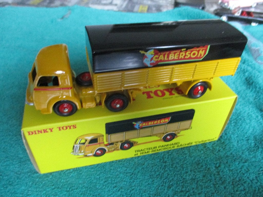 Dinky atlas Panhard Calberson, Ophalen of Verzenden, Nieuw, Bus of Vrachtwagen, Dinky Toys