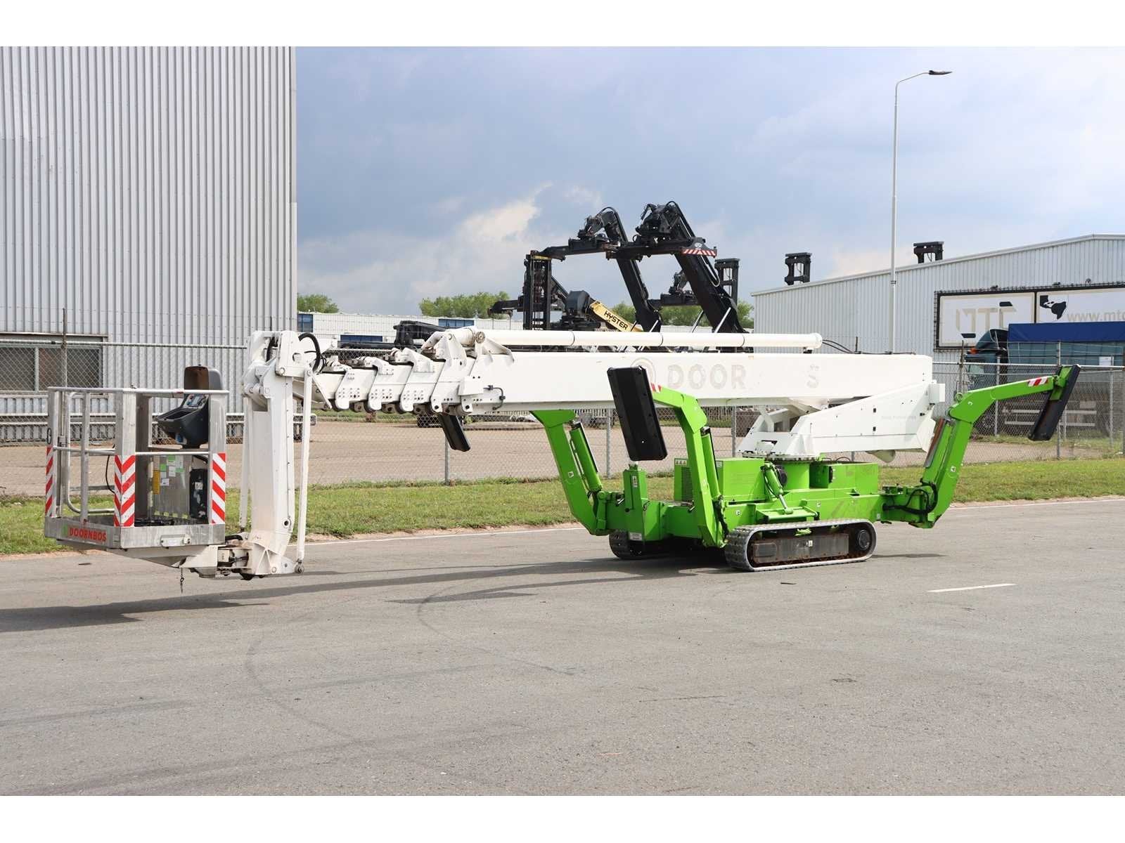 Teupen AW90 Leo 36T - Knikarm - Telescoop hoogwerker - 35.5M