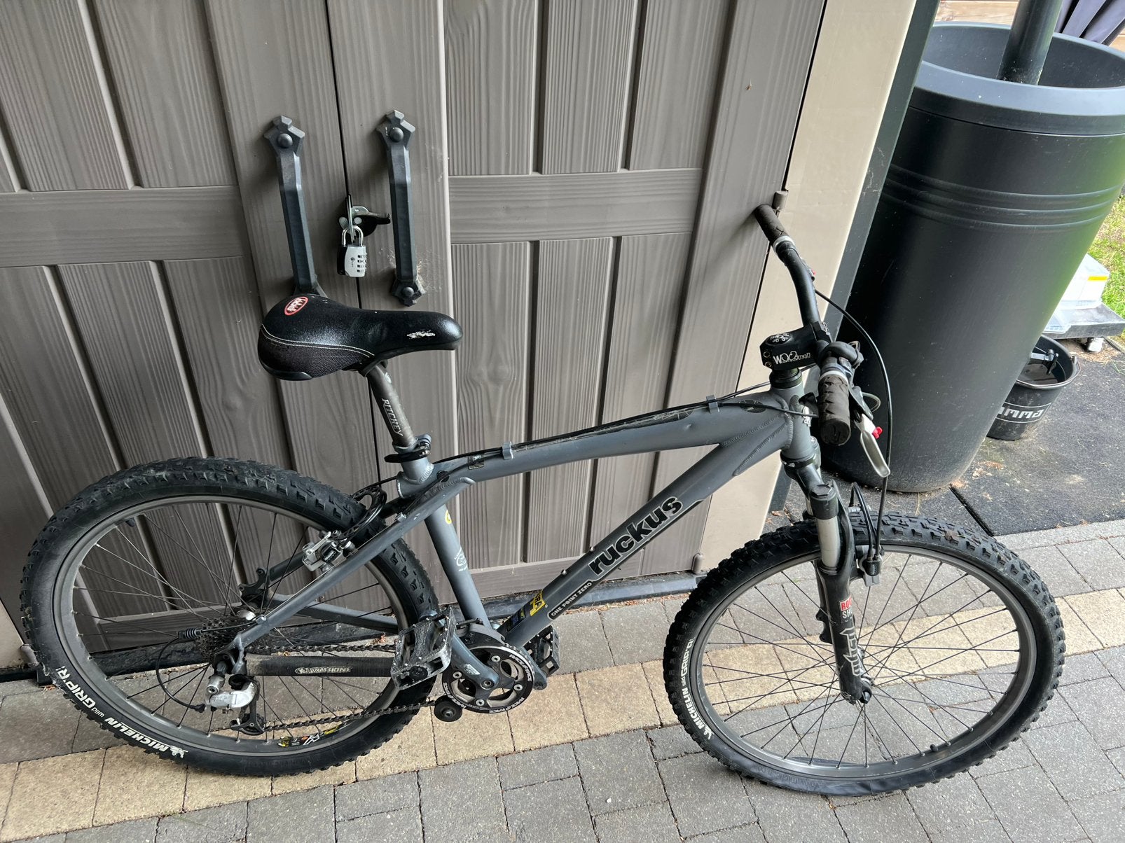 Ruckus, Ophalen, Gebruikt, Velgrem, Heren
