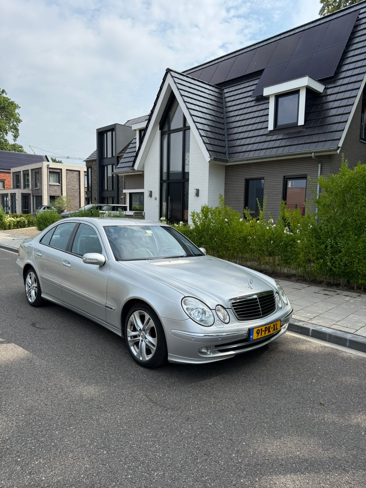 Mercedes E220 cdi 2004 automaat, Auto's, Automaat, 4 deurs, Particulier, Zilver of Grijs
