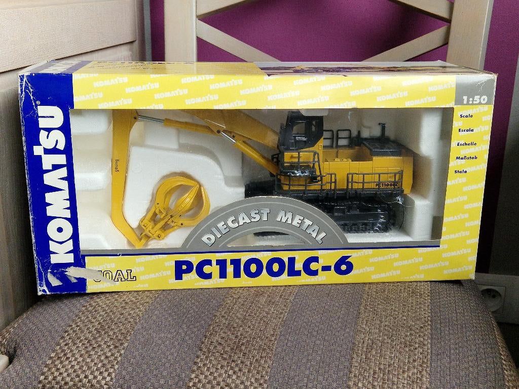 Joal 292 PC1100LC-6 Komatsu Diecast metal  1:50 machine, Verzenden, Zo goed als nieuw, Hijskraan, Tractor of Landbouw, Overige merken