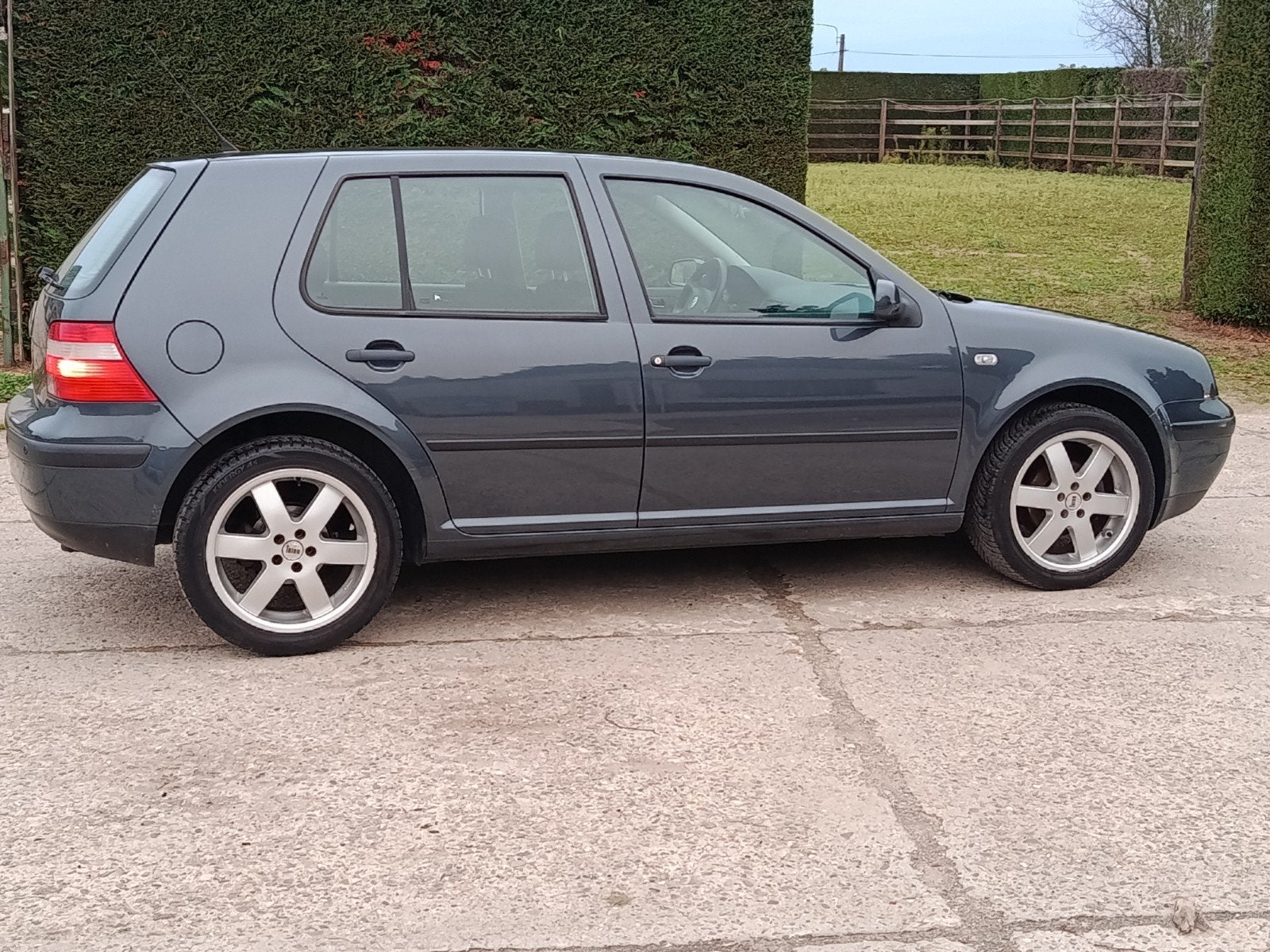 Golf 4/Benzine 1.4 Cc/ 55 kw / 5 Deuren/Airco, Autos, ABS, Achat, Entreprise, Boîte manuelle