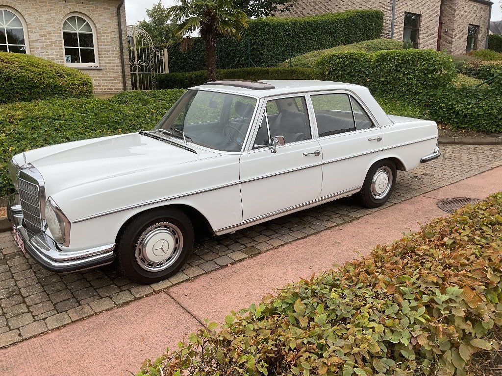 Mercedes S klasse 1966 benzine PERFECTE STAAT, Autos, Oldtimers & Ancêtres, Achat, 4 portes, Boîte manuelle, Bleu