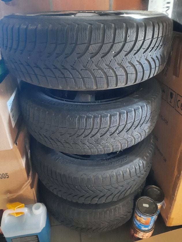 4 pneus avec jantes michelin, Neuf, 15 pouces, Pneus et Jantes, Pneus hiver