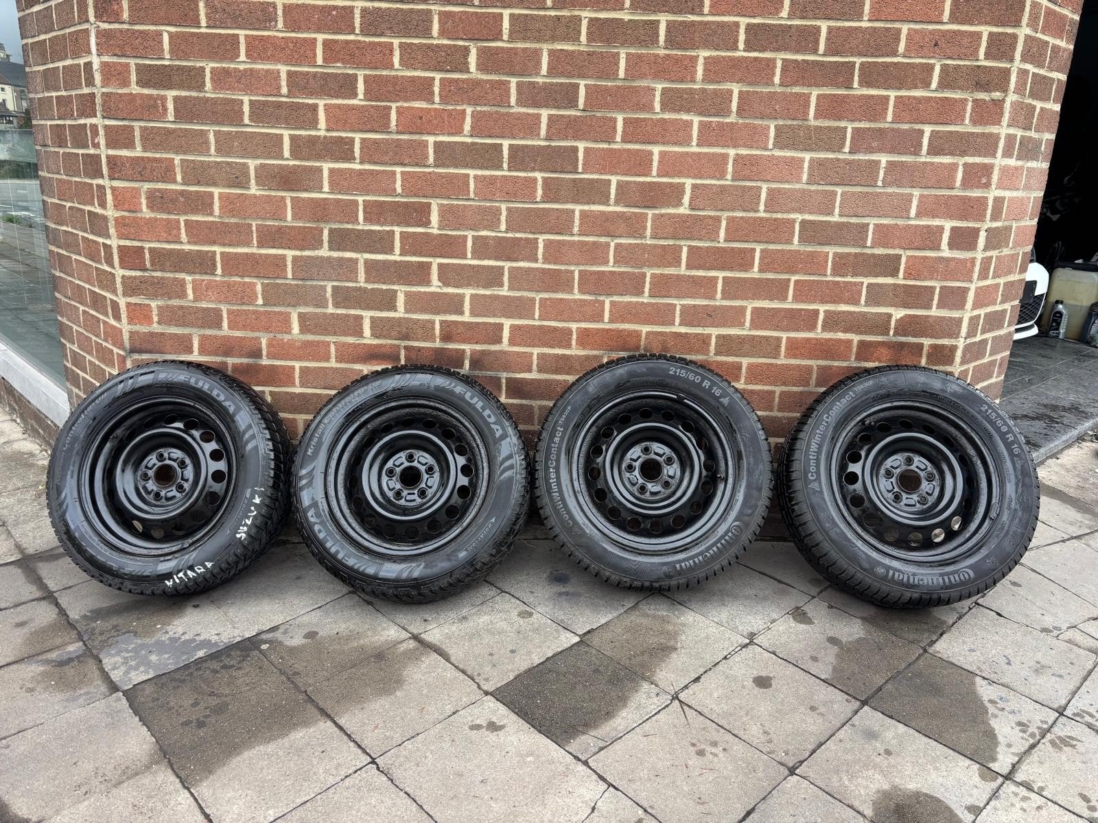 Lot de 4 jantes Suzuki,Toyota + pneu hiver (215/60R16) neuf, Enlèvement, Neuf, Toyota