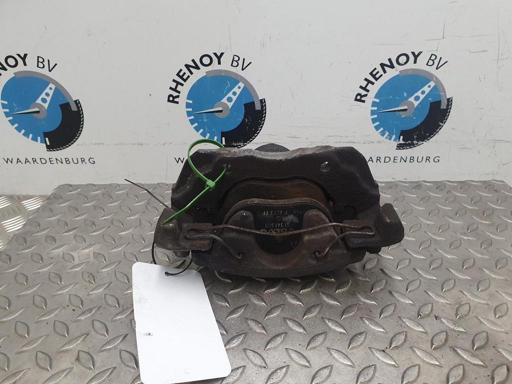 VOLVO V40 2.0 D2 Summum Bns  REM KLAUW 36051715 2015, Ophalen of Verzenden, Gebruikt, ARN erkend