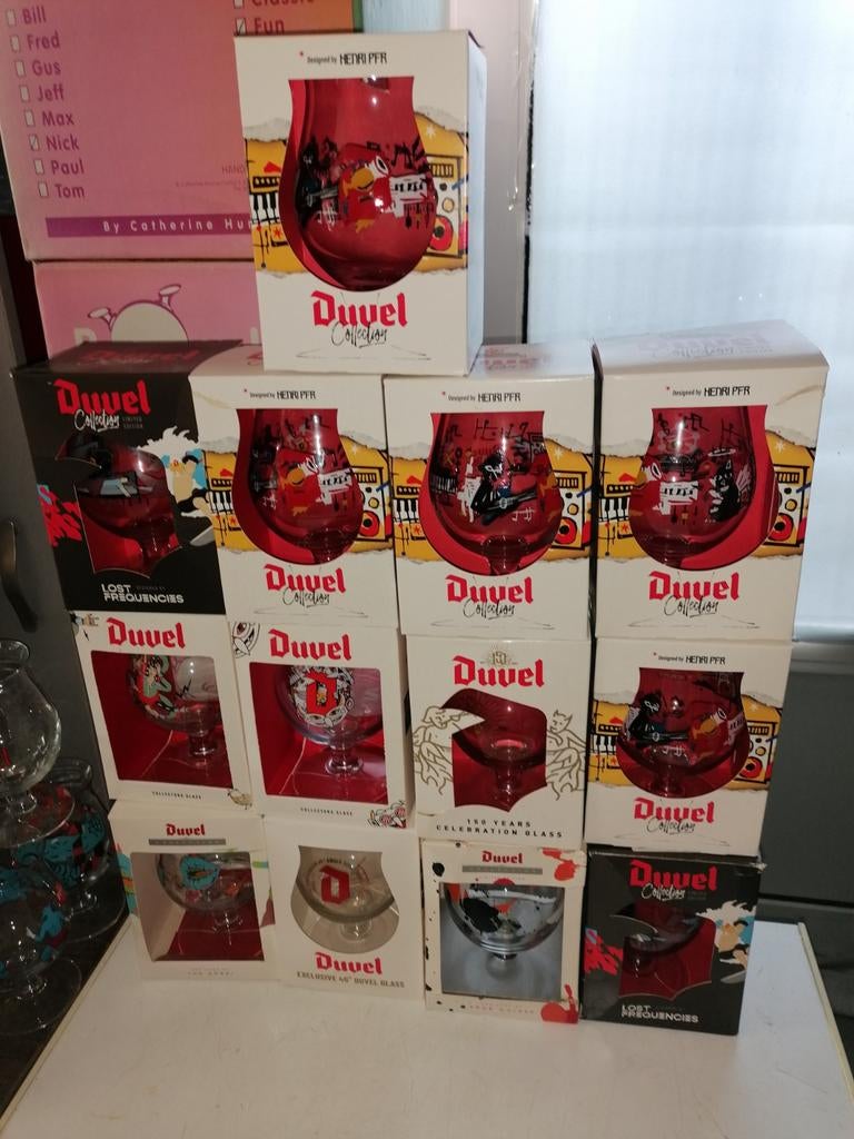 Les lunettes Lotje Duvel n'ont jamais été utilisées, Enlèvement, Duvel