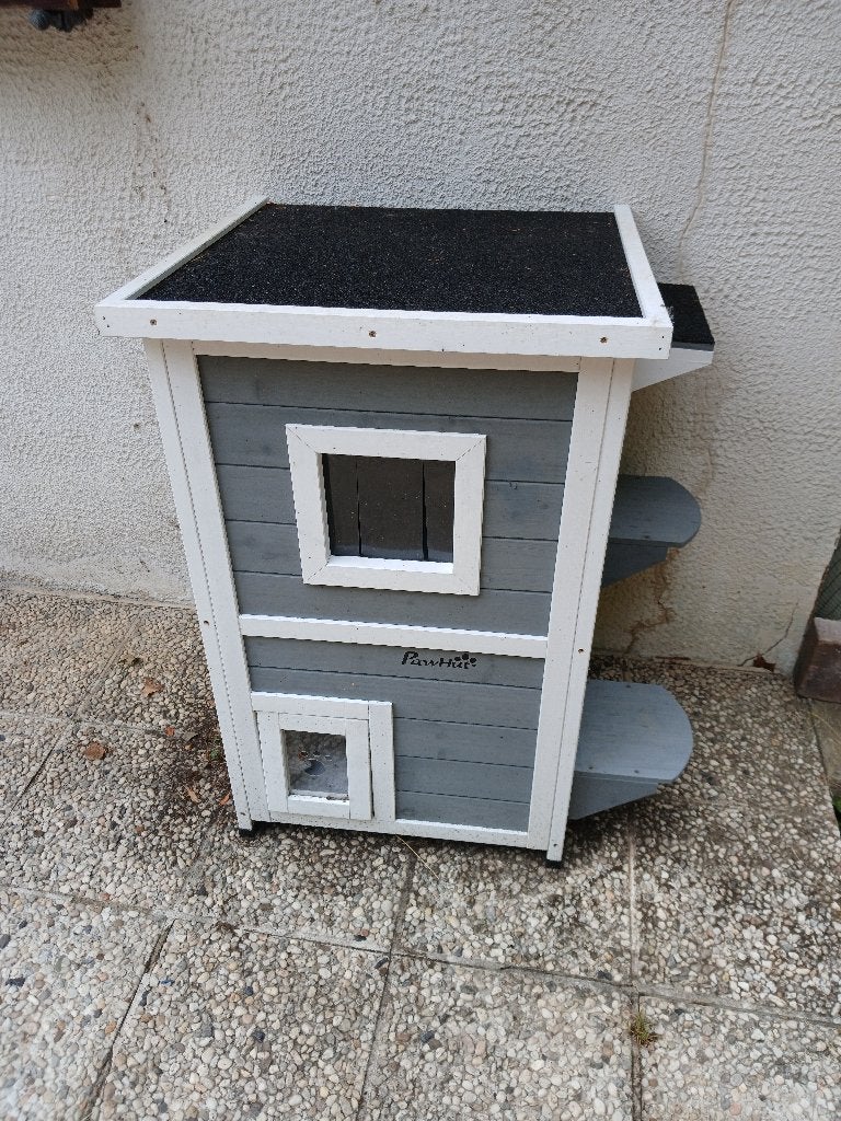 Maisonnette pour chats sur 2 étages en bois, Enlèvement, Comme neuf, Autre