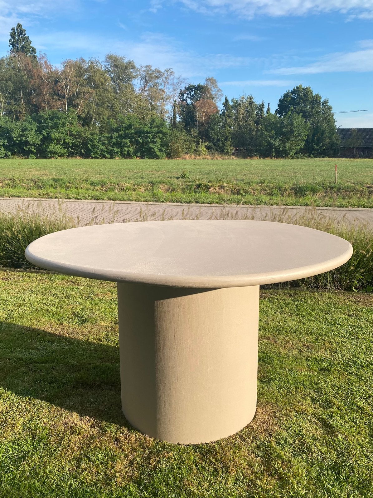 Beton ciré organische terrastafel / eettafel, Huis en Inrichting, Tafels | Eettafels, Ophalen, Overige materialen, Nieuw, Vijf personen of meer
