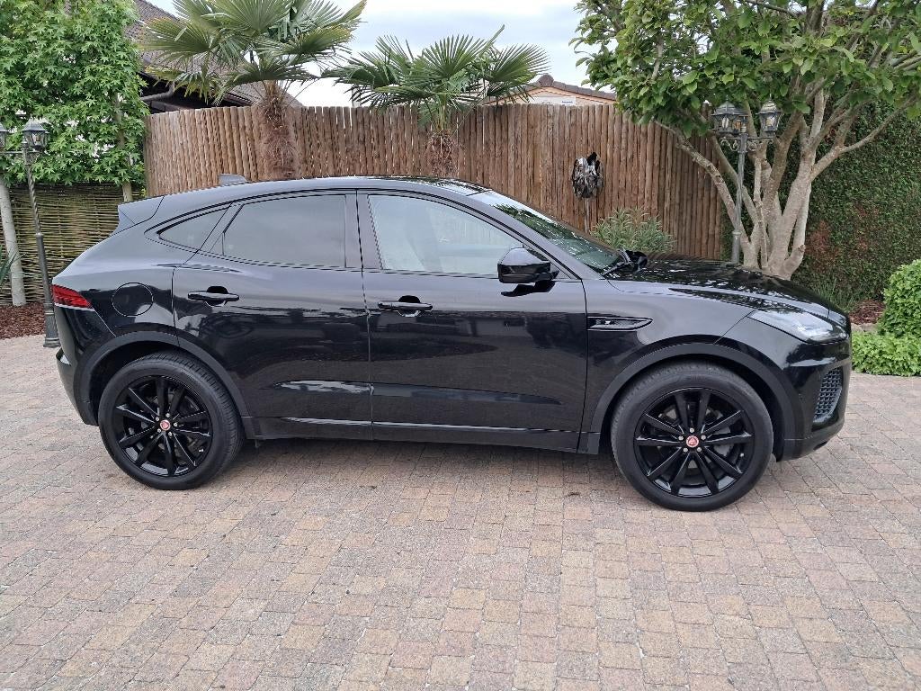 Jaguar E-Pace 2.0D R-Dynamic/skyview, Automaat, Zwart, Leder, 1904 kg