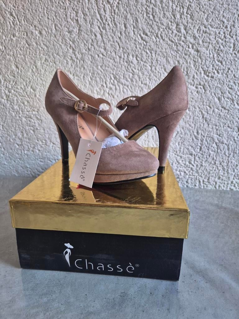 Suède hakken Chassé met bandje - STUNT € 5,-, Neuf, Autres couleurs, Escarpins, Chassé