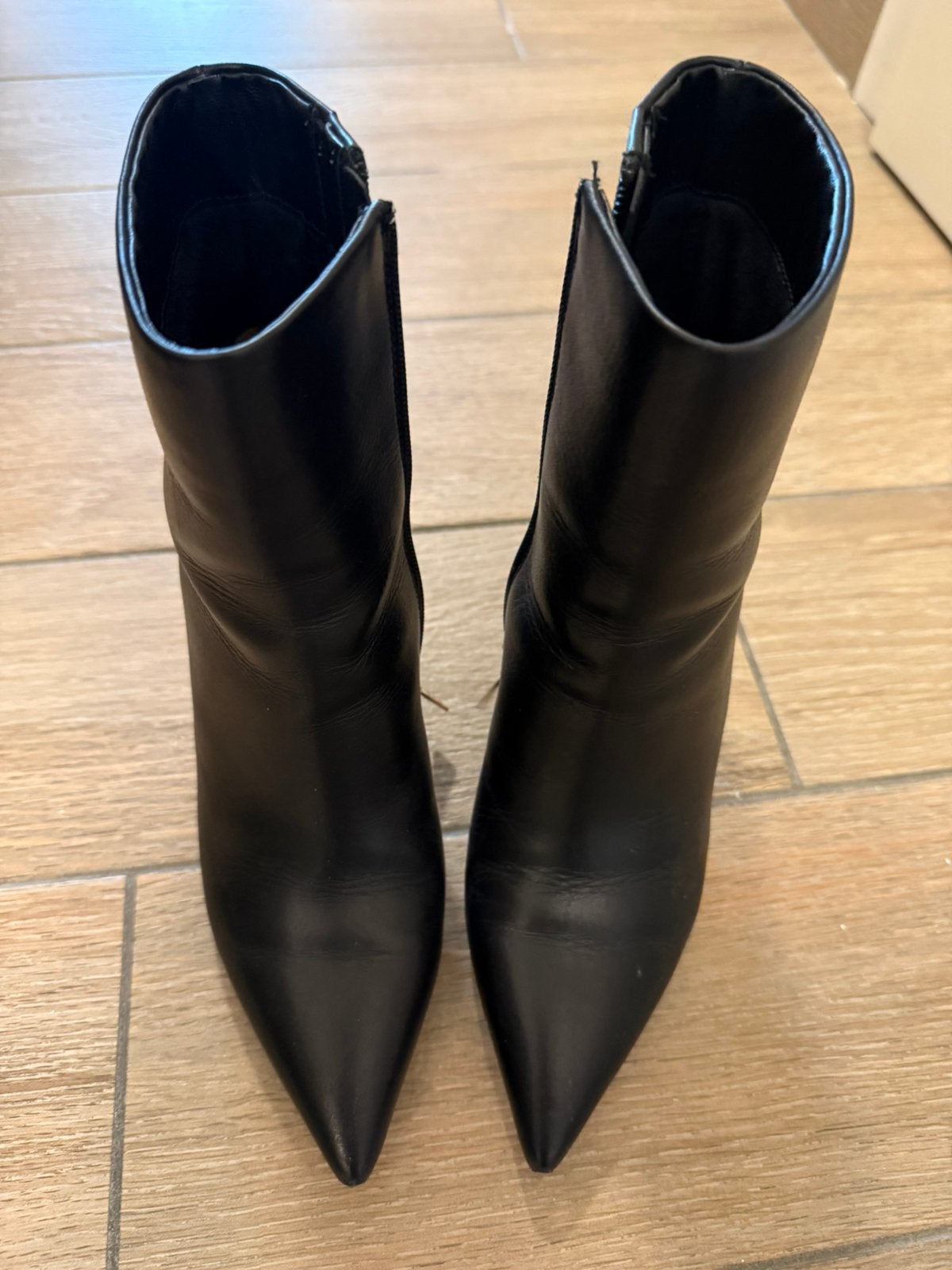Bottes cuir noir femme 37, Enlèvement