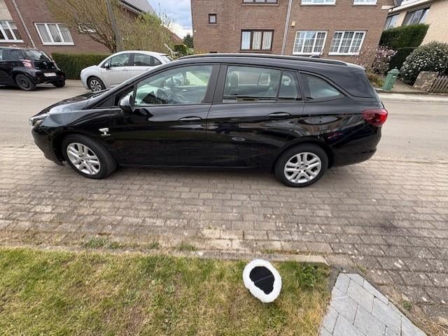opel astra sport tourer diesel, Auto's, Euro 6, Automatische klimaatregeling, Zwart, Bedrijf