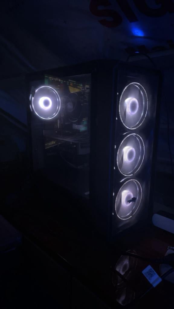 Vend setup complet avec pc gamer, Consoles de jeu & Jeux vidéo, Jeux | PC, Comme neuf, Enlèvement