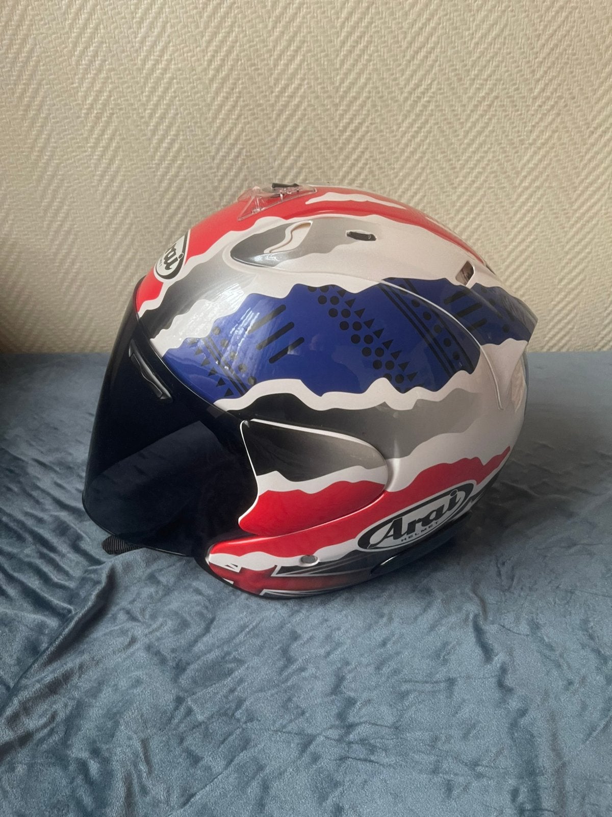 Arai Australia helm in beperkte oplage, Motoren, Ophalen of Verzenden, M, Arai