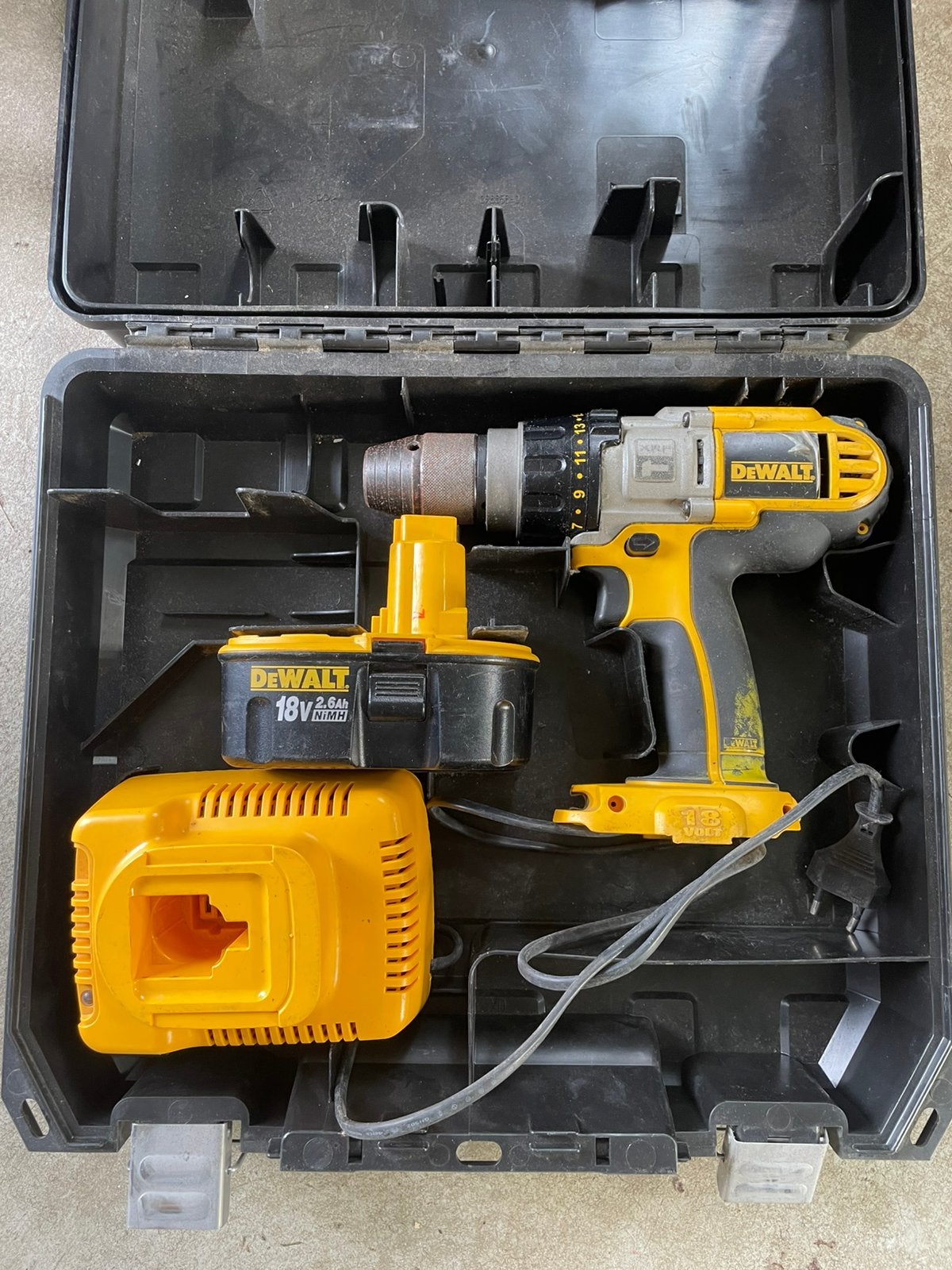 Dewalt boormachine, Ophalen, Gebruikt, Boormachine