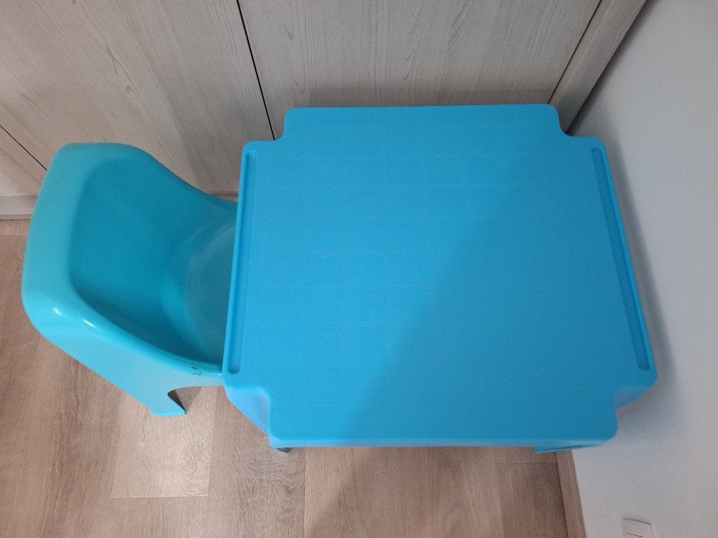 Kindertafel met stoeltje, Ophalen, Zo goed als nieuw, Tafel(s) en Stoel(en)