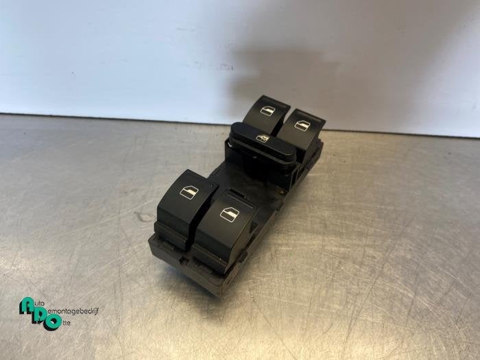 Commutateur vitre électrique d'un Seat Leon (Leon 05-), -, 3 mois de garantie, Utilisé, -