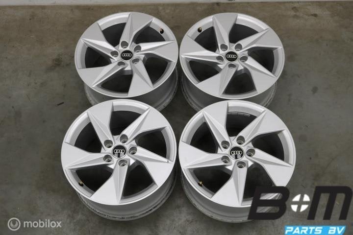 ORIGINEEL! 17 inch velgen Audi A3 8V - 8Y! 8Y0601025A, Gebruikt, Velg(en), 17 inch, Personenwagen