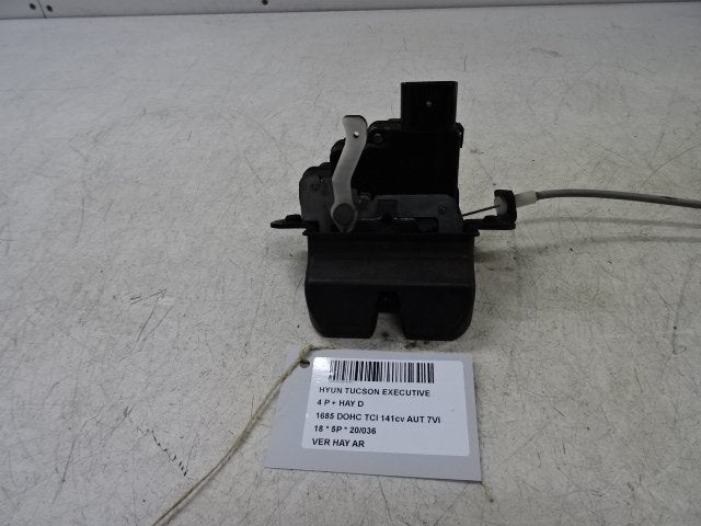 SERRURE COFFRE Hyundai Tucson (TL) (81230D3100), Autos : Pièces & Accessoires, Utilisé, Hyundai, Haillon arrière