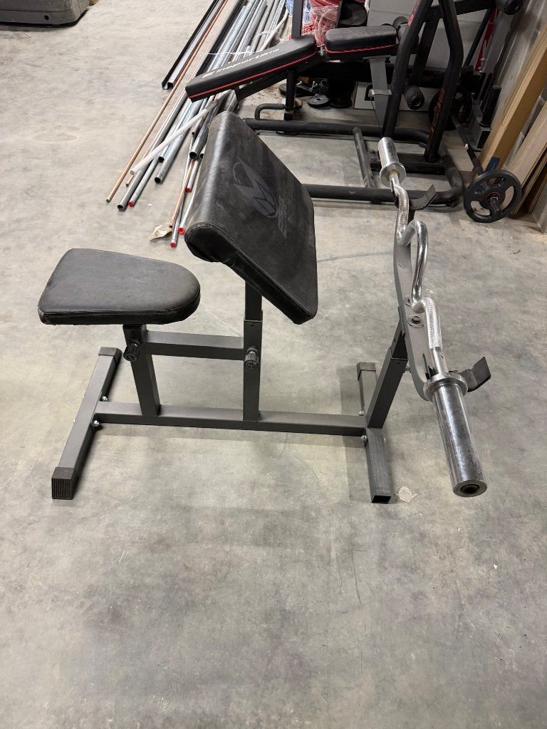 Preacher curl bank gyronetics, Sport en Fitness, Ophalen, Zo goed als nieuw, Overige typen
