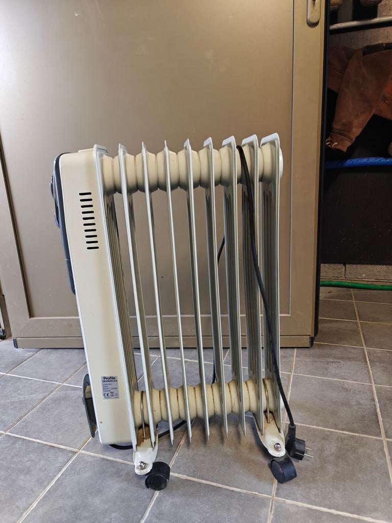 Olieradiator 2x en ventilator, Doe-het-zelf en Bouw, Verwarming en Radiatoren, Ophalen