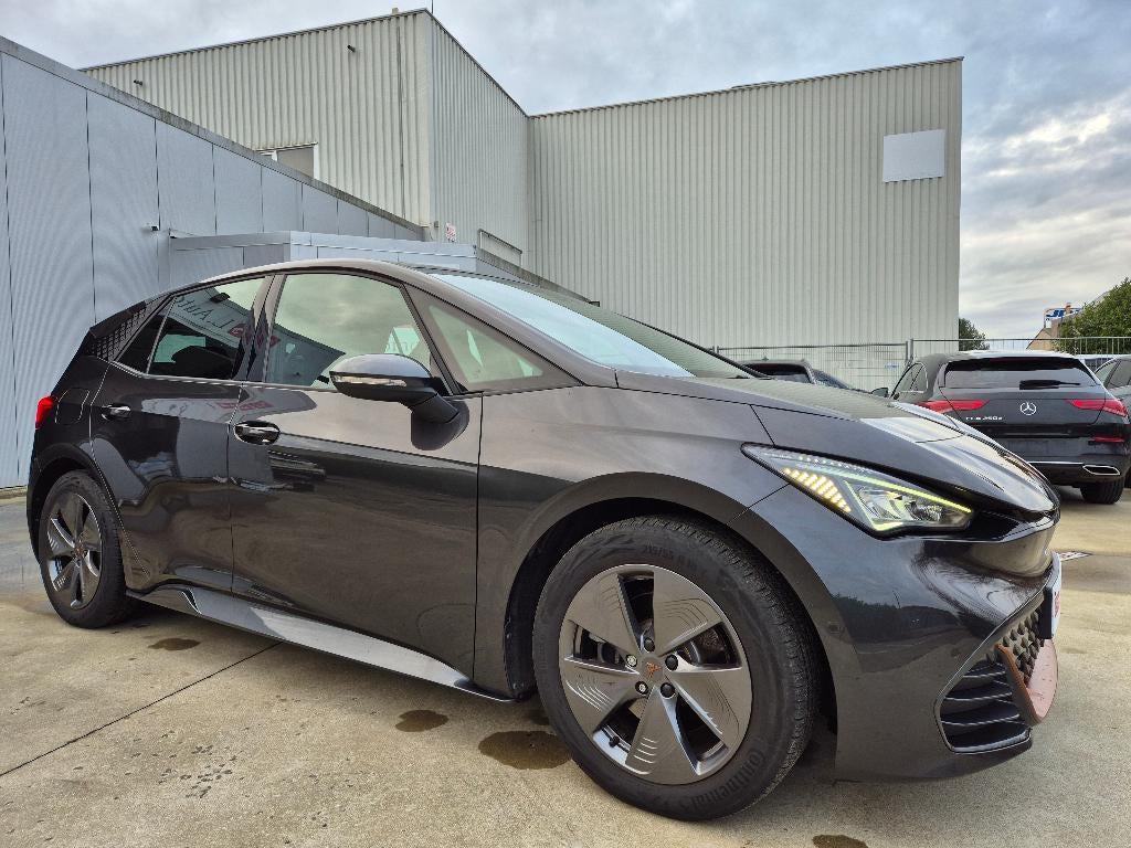 CUPRA Born 62 kWh // 204CV // 36.832 KM !! 2023 !!, Autos, Cupra, Argent ou Gris, Achat, Entreprise, Entretenue par le concessionnaire