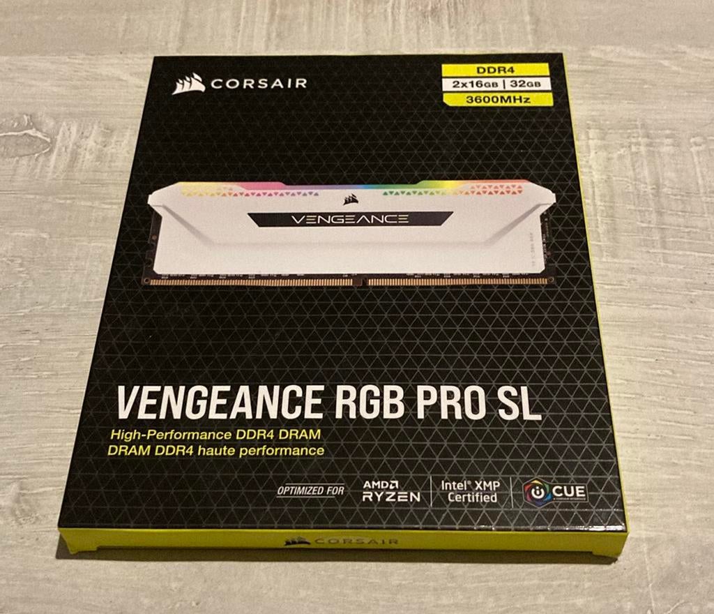 CORSAIR VENGEANCE RGB PRO 32 GB 16x2 DDR4 3600 MHZ WIT, Computers en Software, Ophalen, 32 GB, DDR4, Nieuw