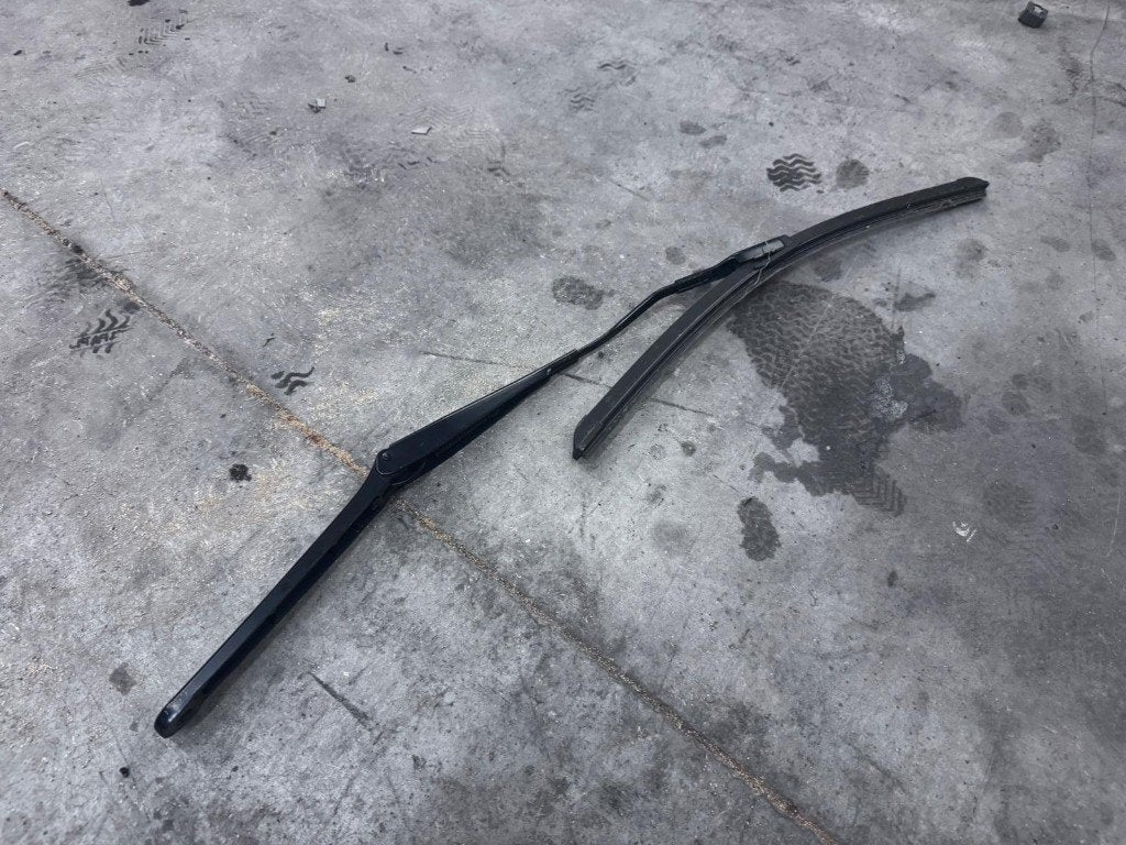 Ruitenwisserarm rechtsvoor Porsche 991 / Cayman GT4 RS, Ophalen, Gebruikt, Voor, Porsche
