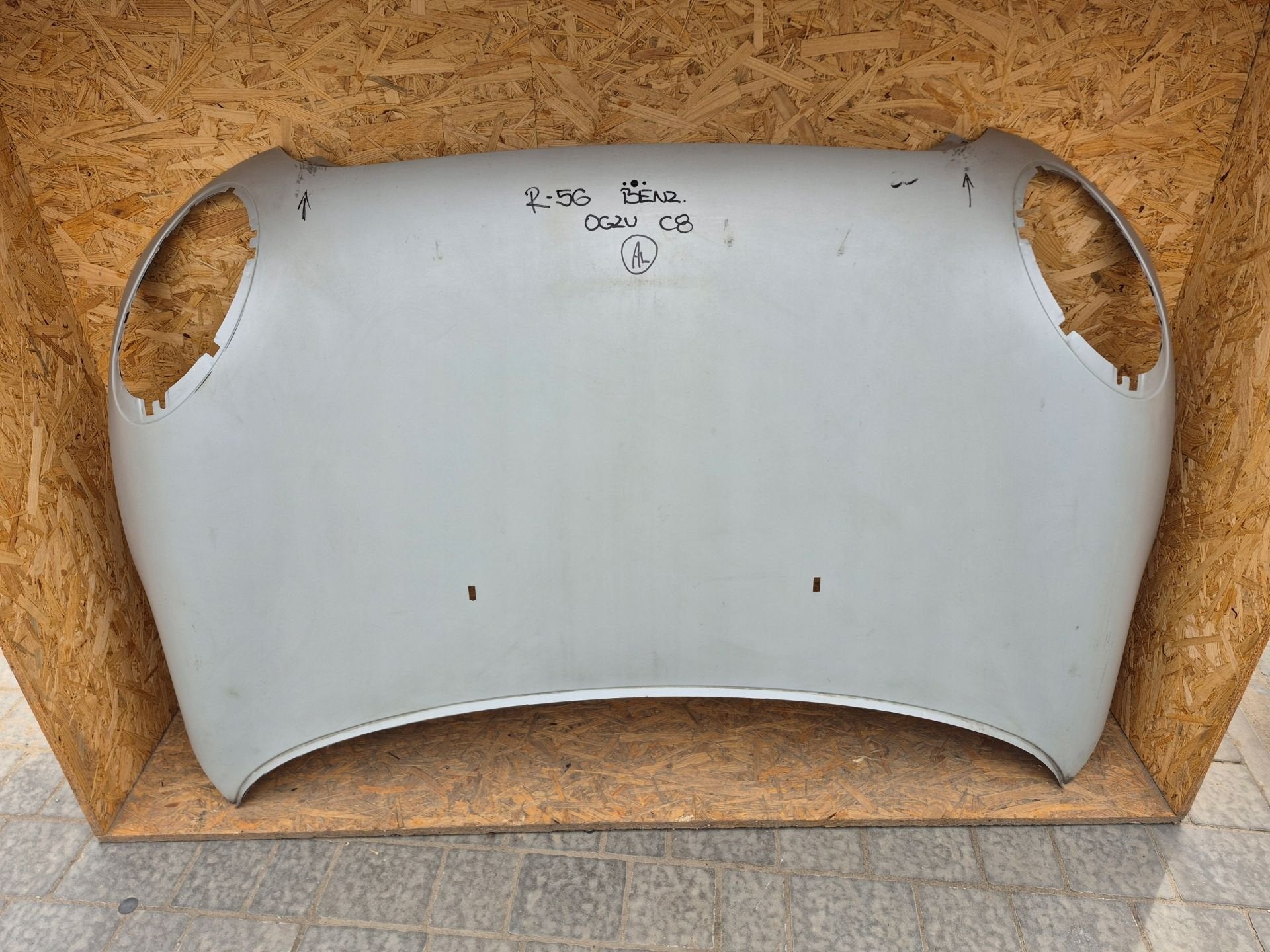 Capot Mini Cooper R55 R56 2006-2014, Customer.service@mini.co.uk, Capot moteur, BMW AG, Petuelring 130
80788  Munich, DE