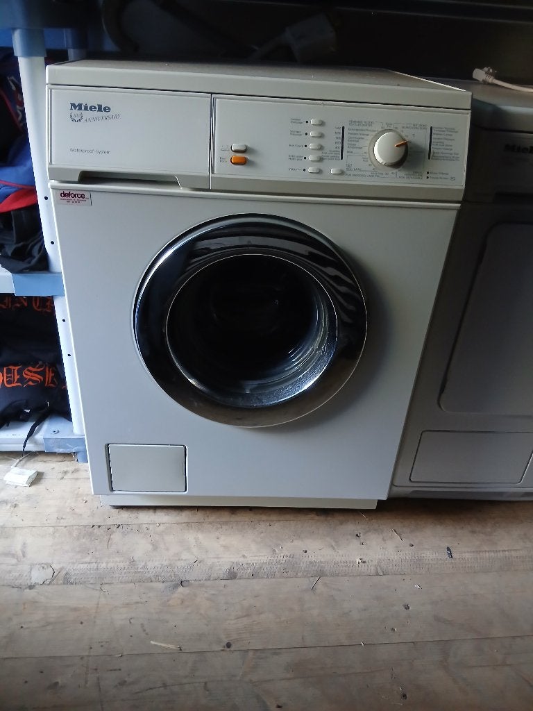 miele wasmachine, Elektronische apparatuur, Ophalen, Gebruikt, Voorlader, 85 tot 90 cm