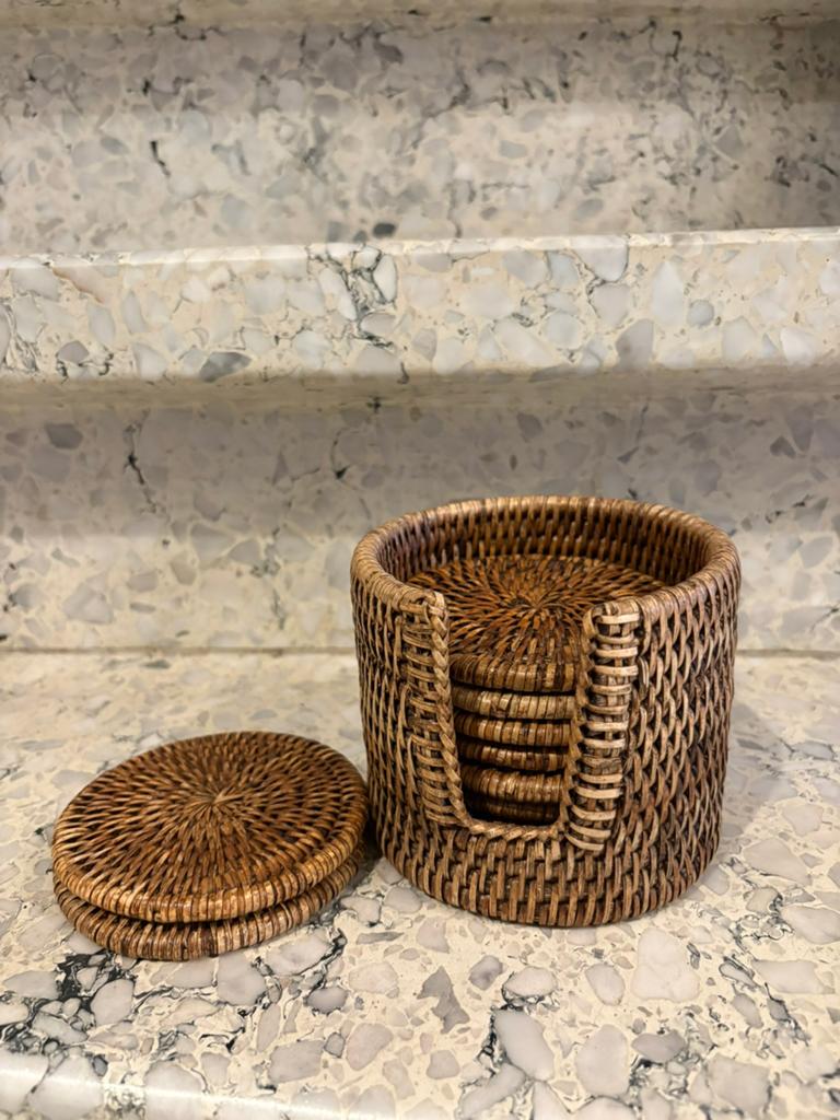FLAMANT Togo glasonderzetters (set 10), Huis en Inrichting, Woonaccessoires | Schalen en Manden, Zo goed als nieuw, Riet, Ophalen of Verzenden